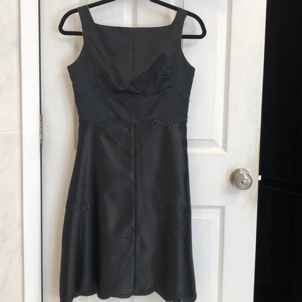 Pinup Girl Dress - Picture 2 of 5